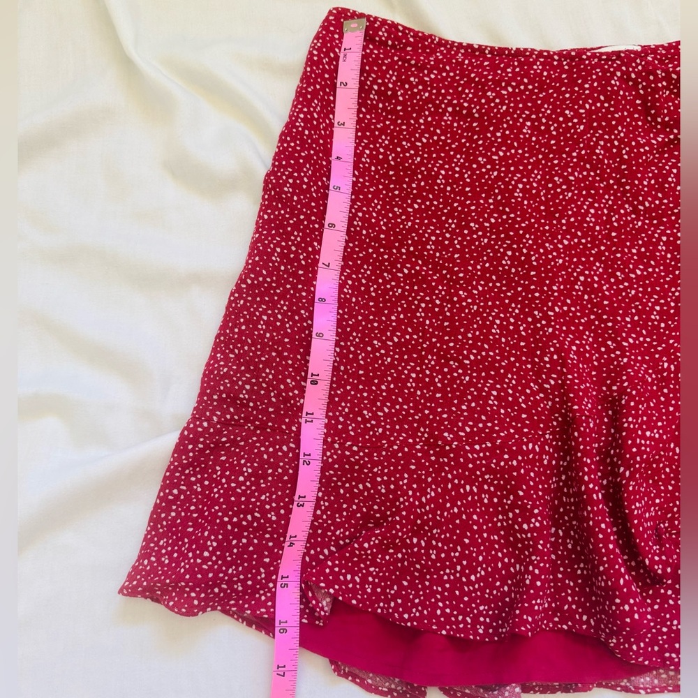 (NEW) Abercrombie & Fitch Red Mini Skirt - Picture 6 of 7